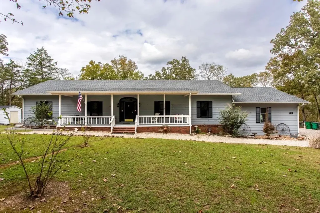 128 Powhatan Drive, Cherokee Village