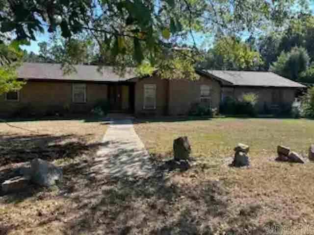 8115 Kling Road, Mabelvale