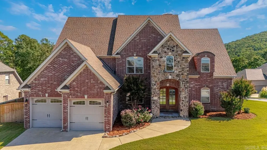 615 Epernay Place, Little Rock