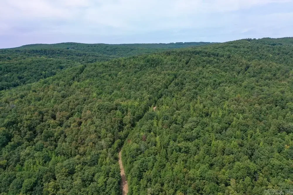 000 E 16 Highway, Clinton