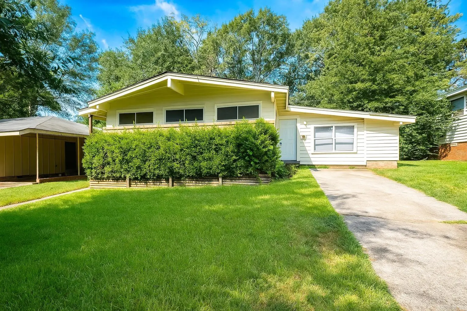 8 Fairmont, Little Rock