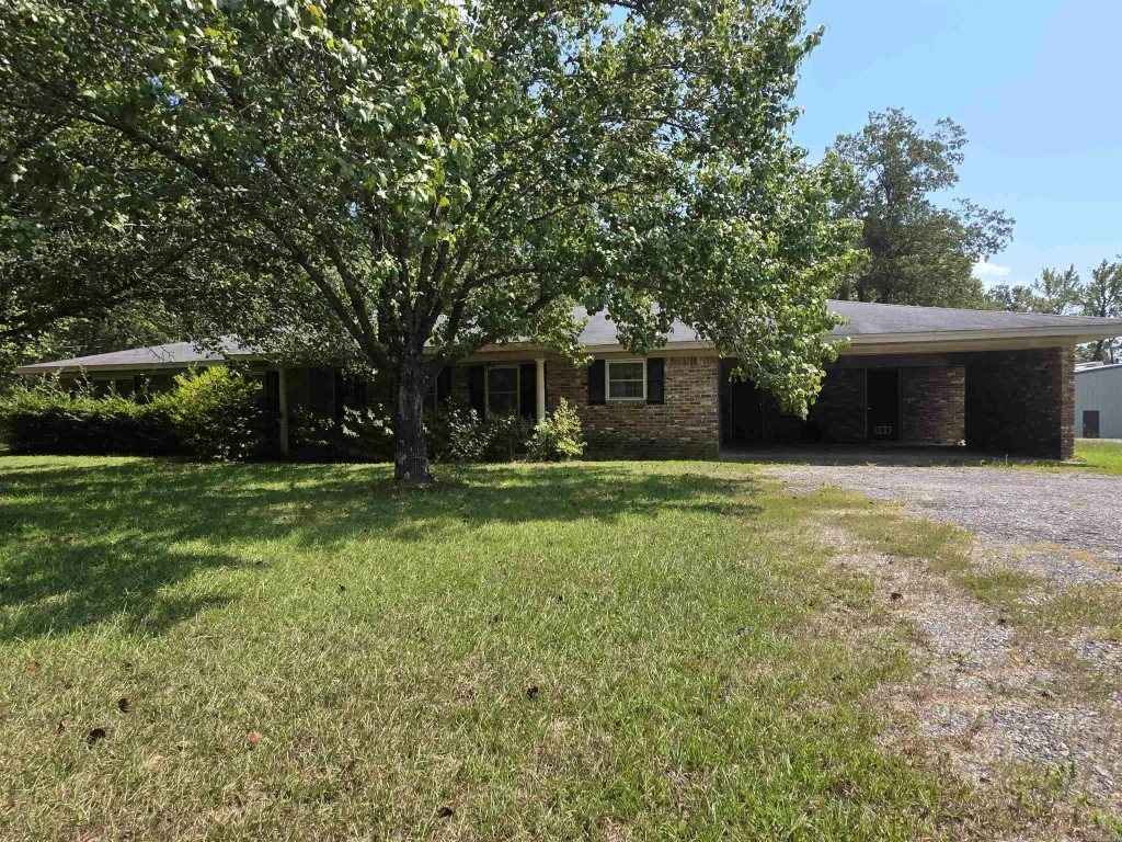 8431 Highway 79, Pine Bluff