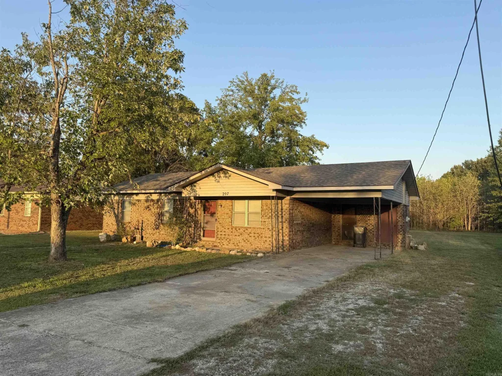 207 Robin Lane, Walnut Ridge