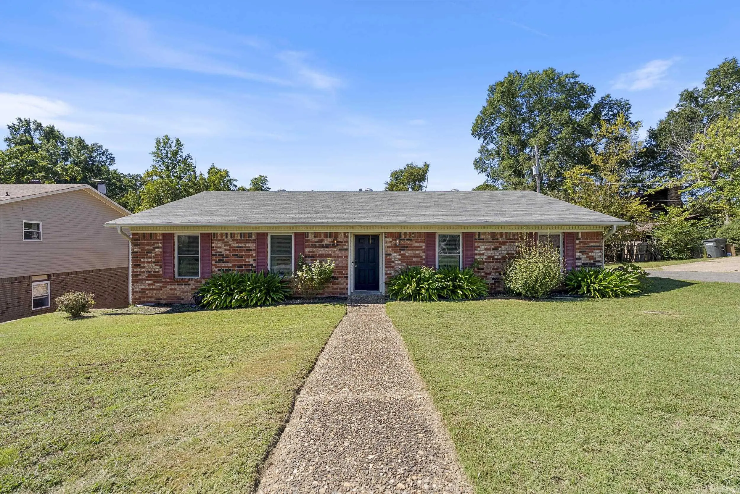 1003 Silver Creek Dr, Sherwood