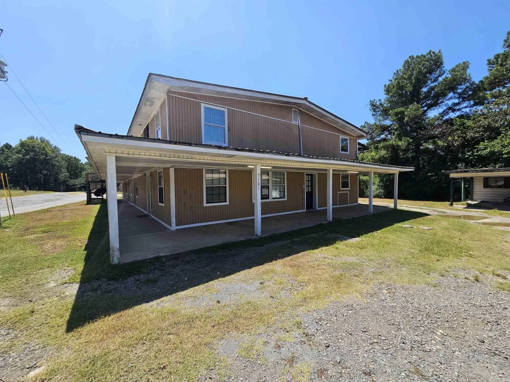 5101 B.b. Circle, Little Rock