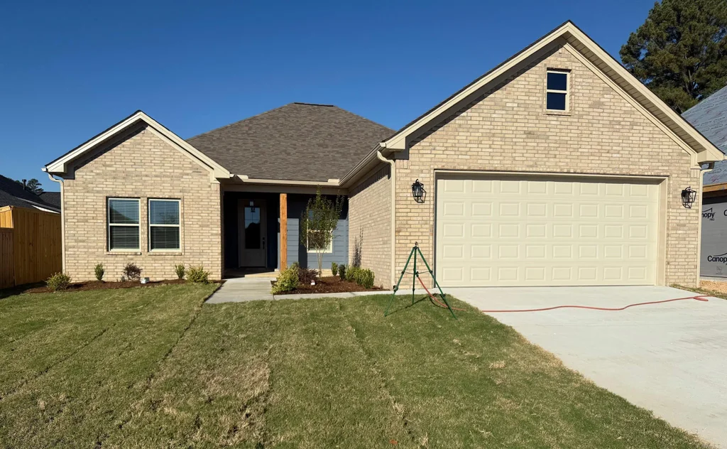 4005 Doler Cove, Benton