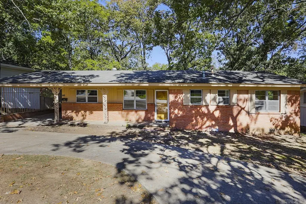 1725 Mccain Boulevard, North Little Rock