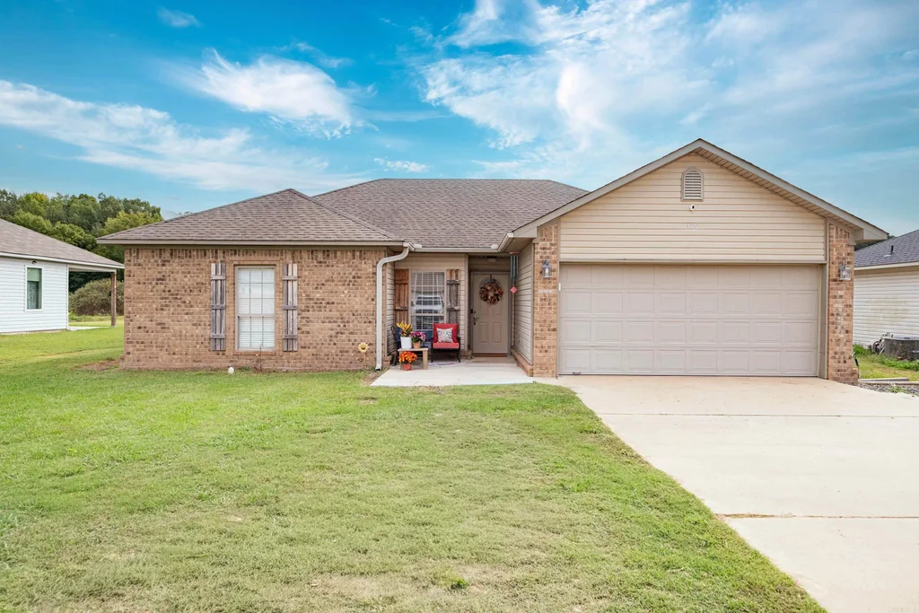 126 Angel Circle, Beebe