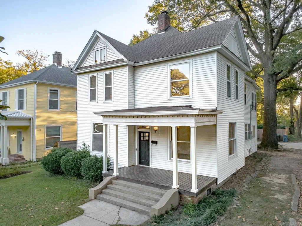 1226 S Madison St, Jonesboro