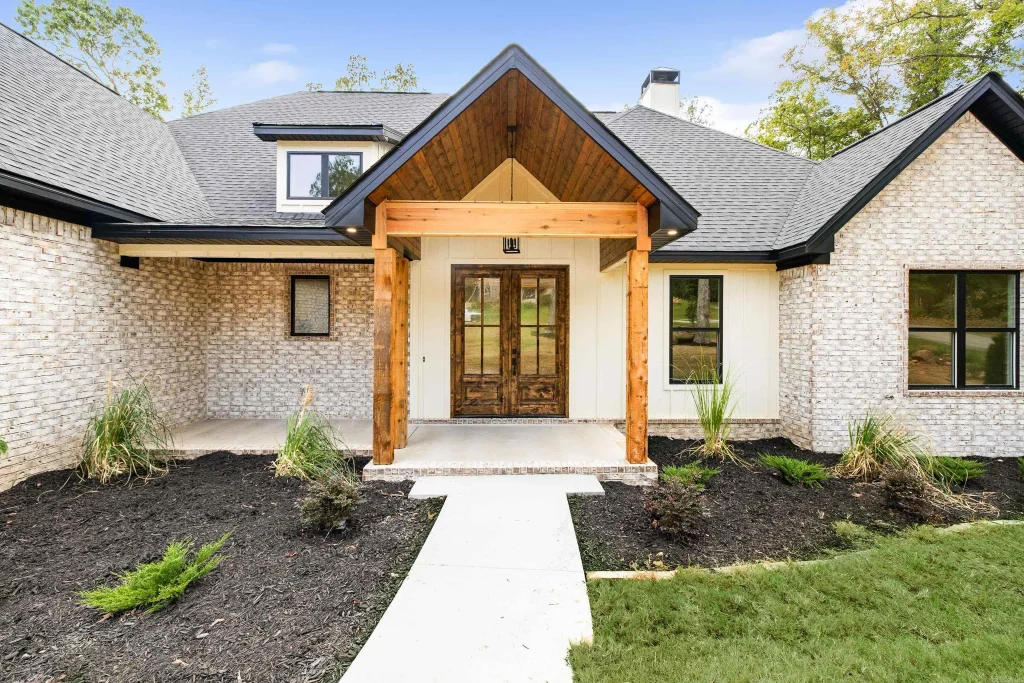 401 Kale Cove, Benton