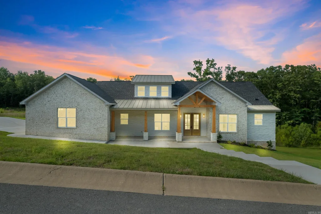 8560 Rapid Water Dr, Sherwood