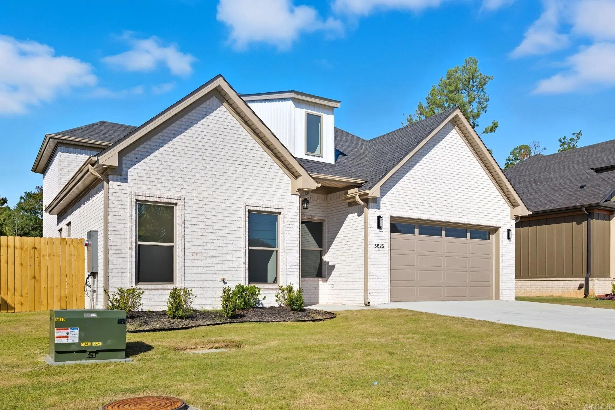 6825 Rudolph Road, Alexander