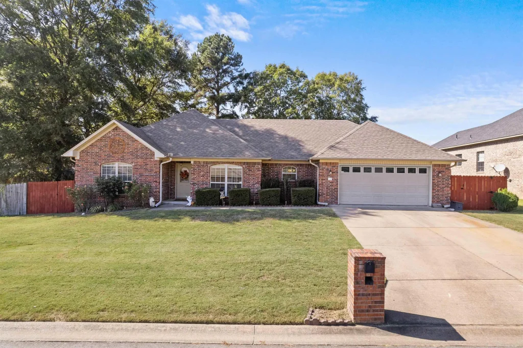 12 Cara Drive, Cabot