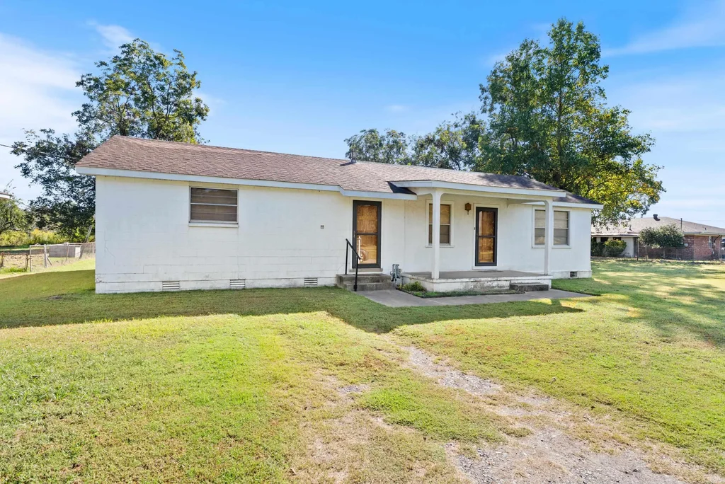 1816 Central Airport Road, North Little Rock