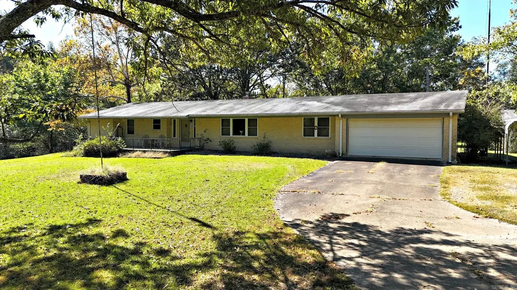 Xxx Polk Road 40, Hatfield