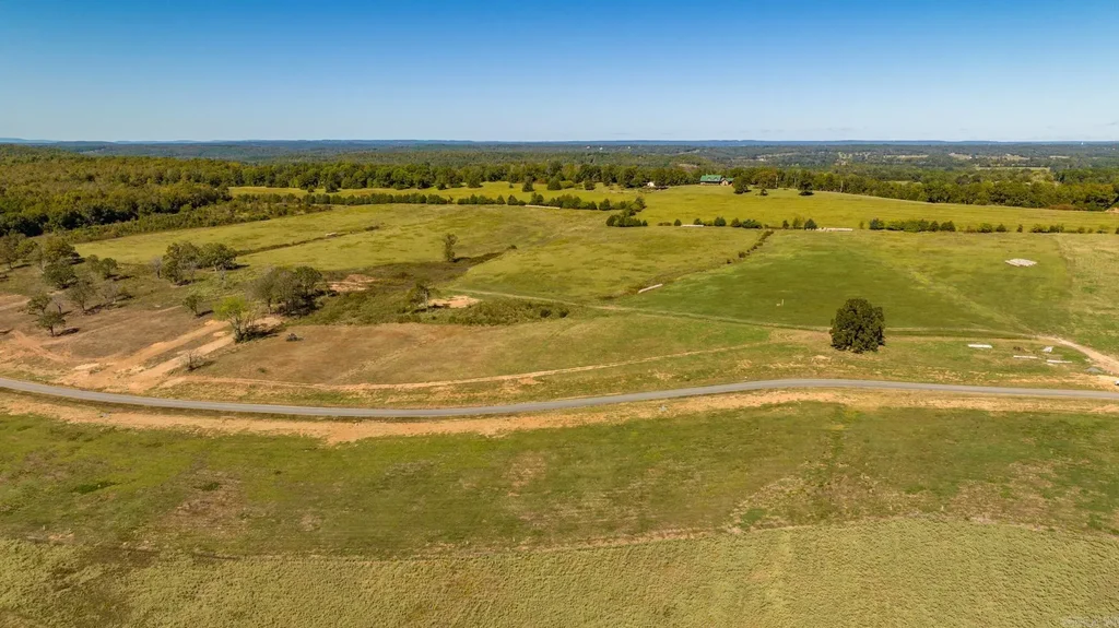 259 Castleberry Road, Greenbrier