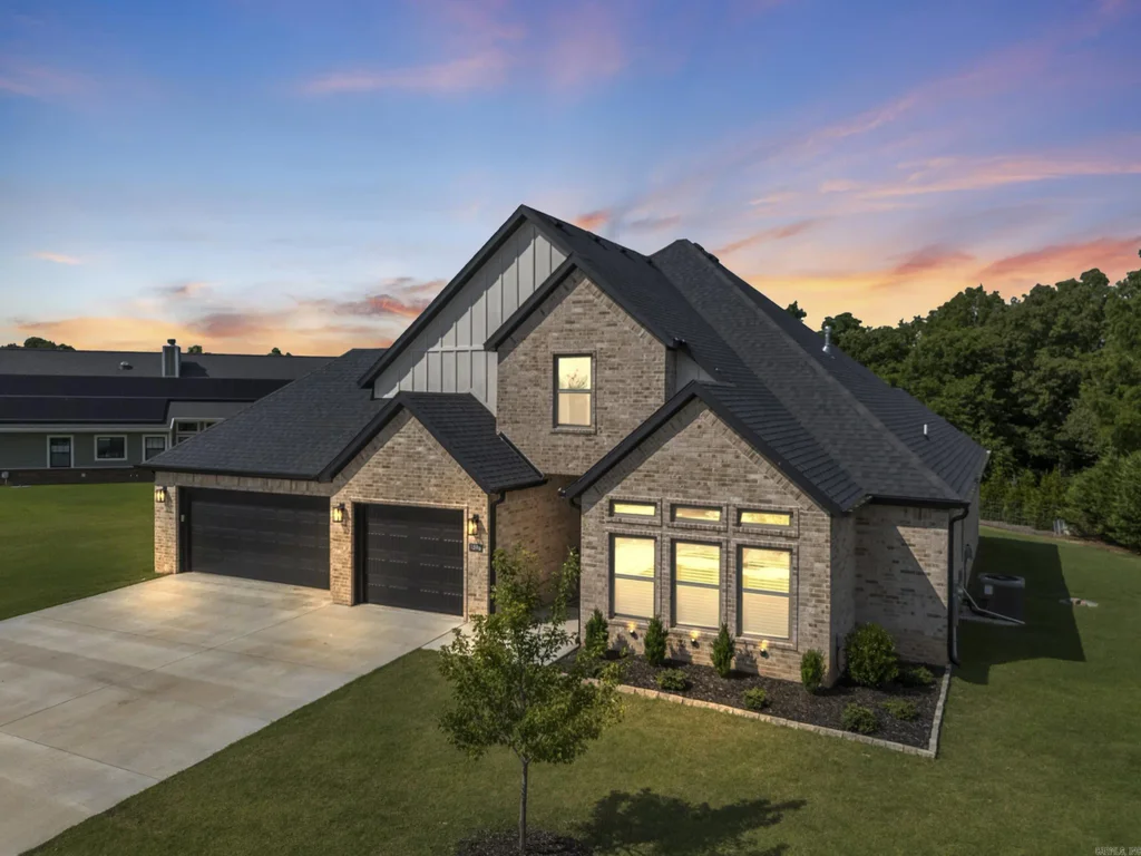 1596 Winters Street, Pea Ridge