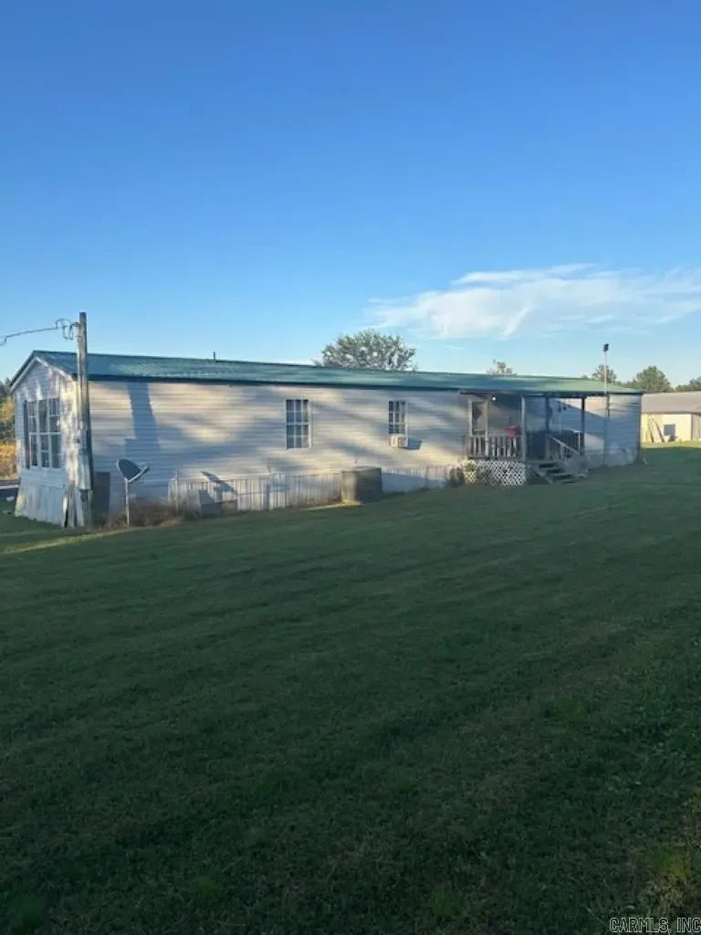 37 Black Ranch Road, Conway