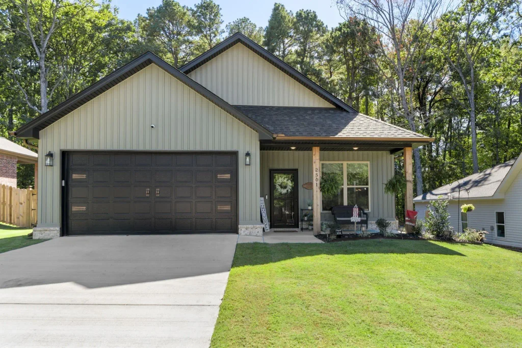2501 Janet Drive, Benton