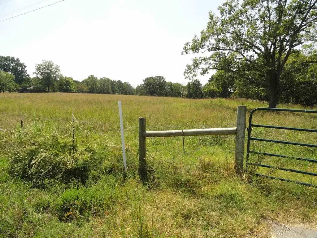 4971 Us-65 N Highway, Clinton