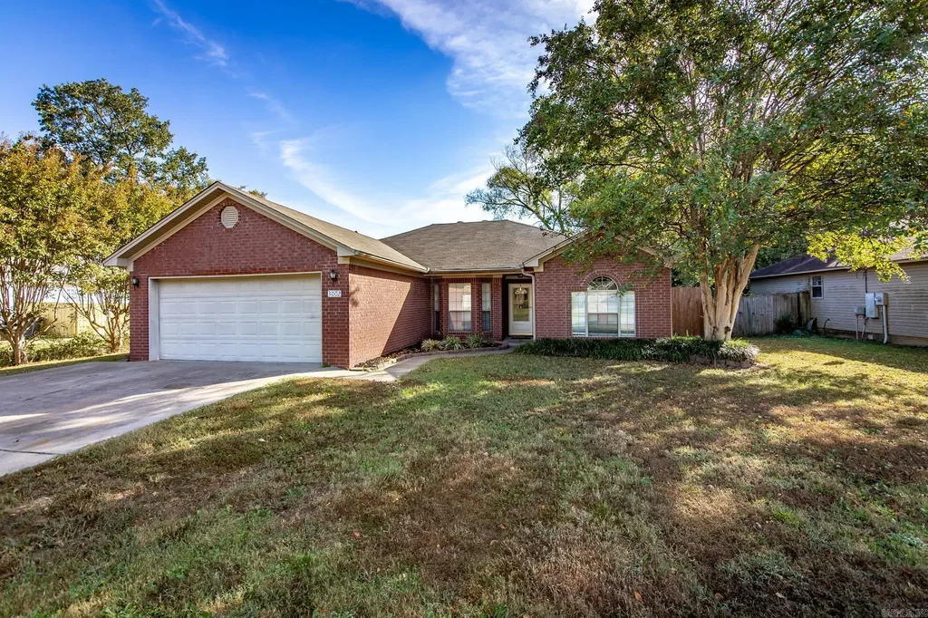 3002 Henson Place, Bryant