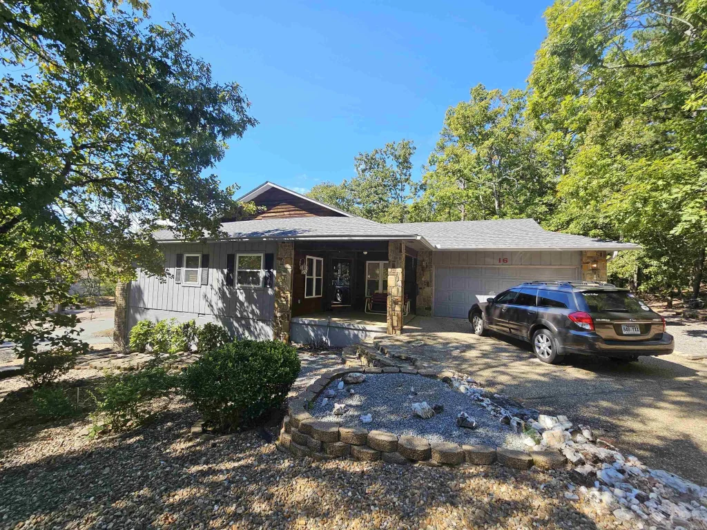 16 Gancho Way, Hot Springs Village