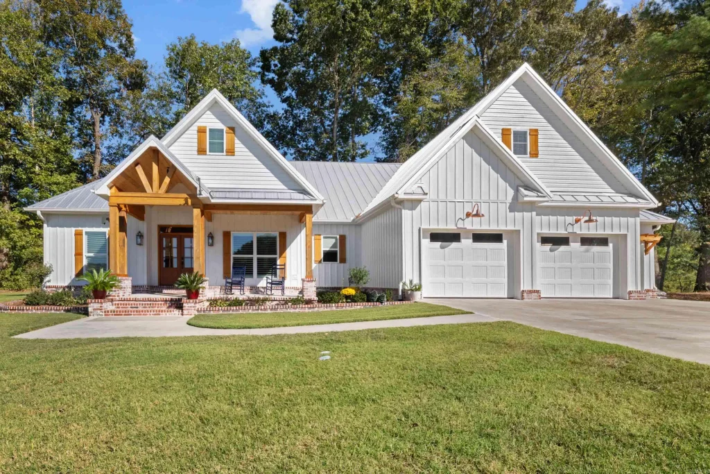 57 Iveon Clay Rd., Pangburn