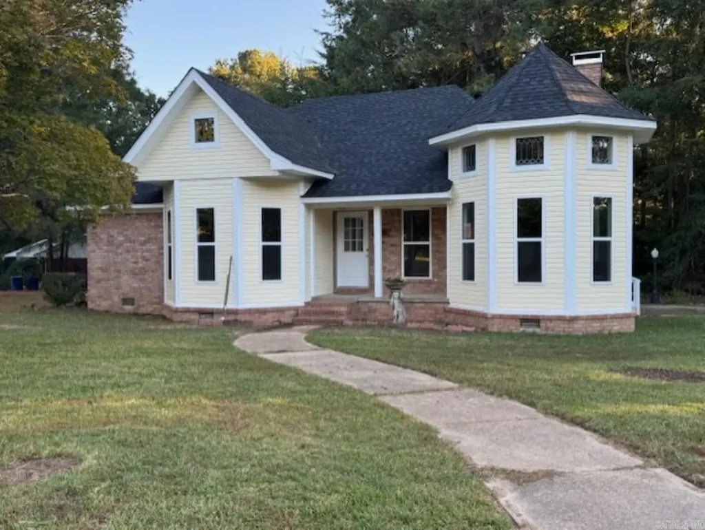 1179 Pinecrest Dr, Camden