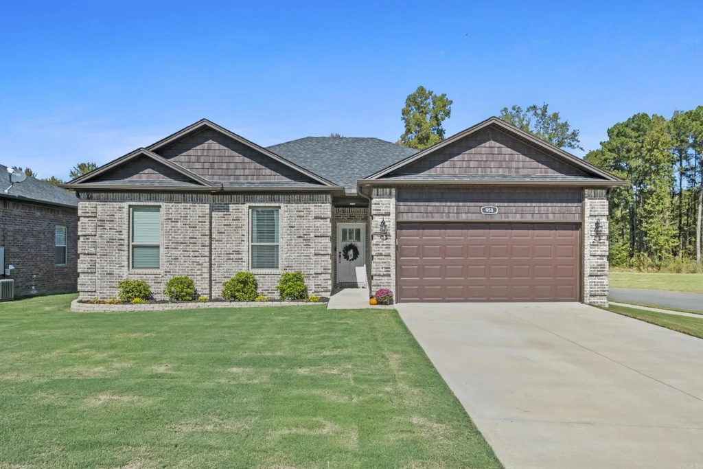 958 Villa Vista Loop, Cabot