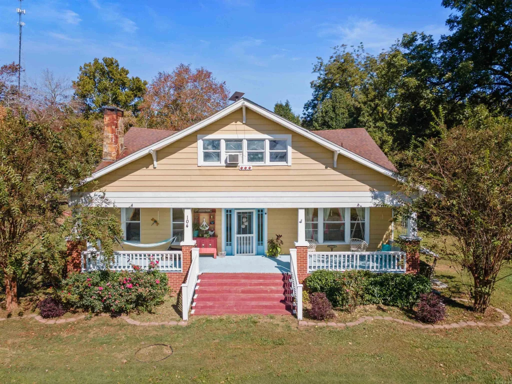 104 Court Square Road, El Paso