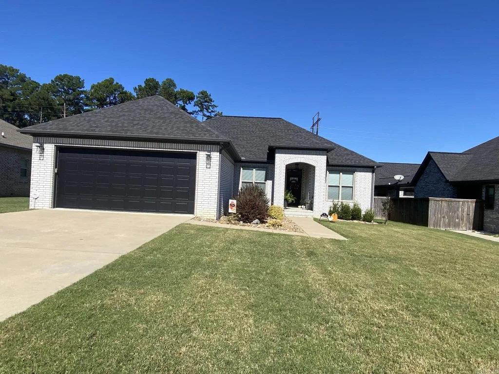 7 Emerson Way, Sheridan