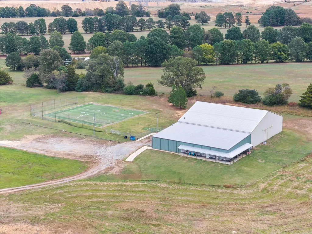 224 25 N Highway, Greenbrier