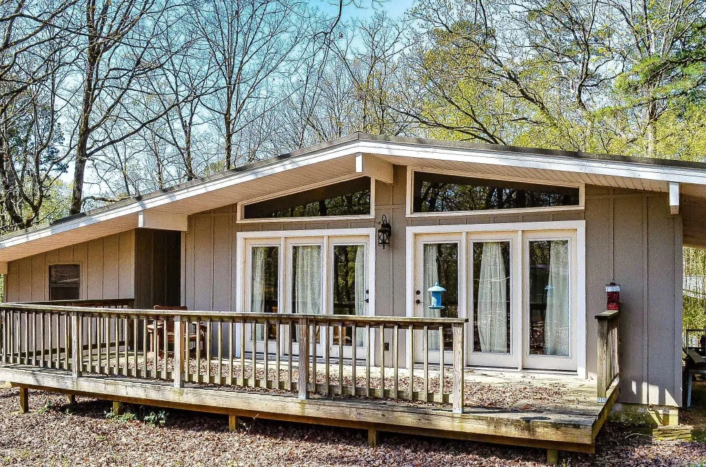 1 Valls Circle, Hot Springs Village