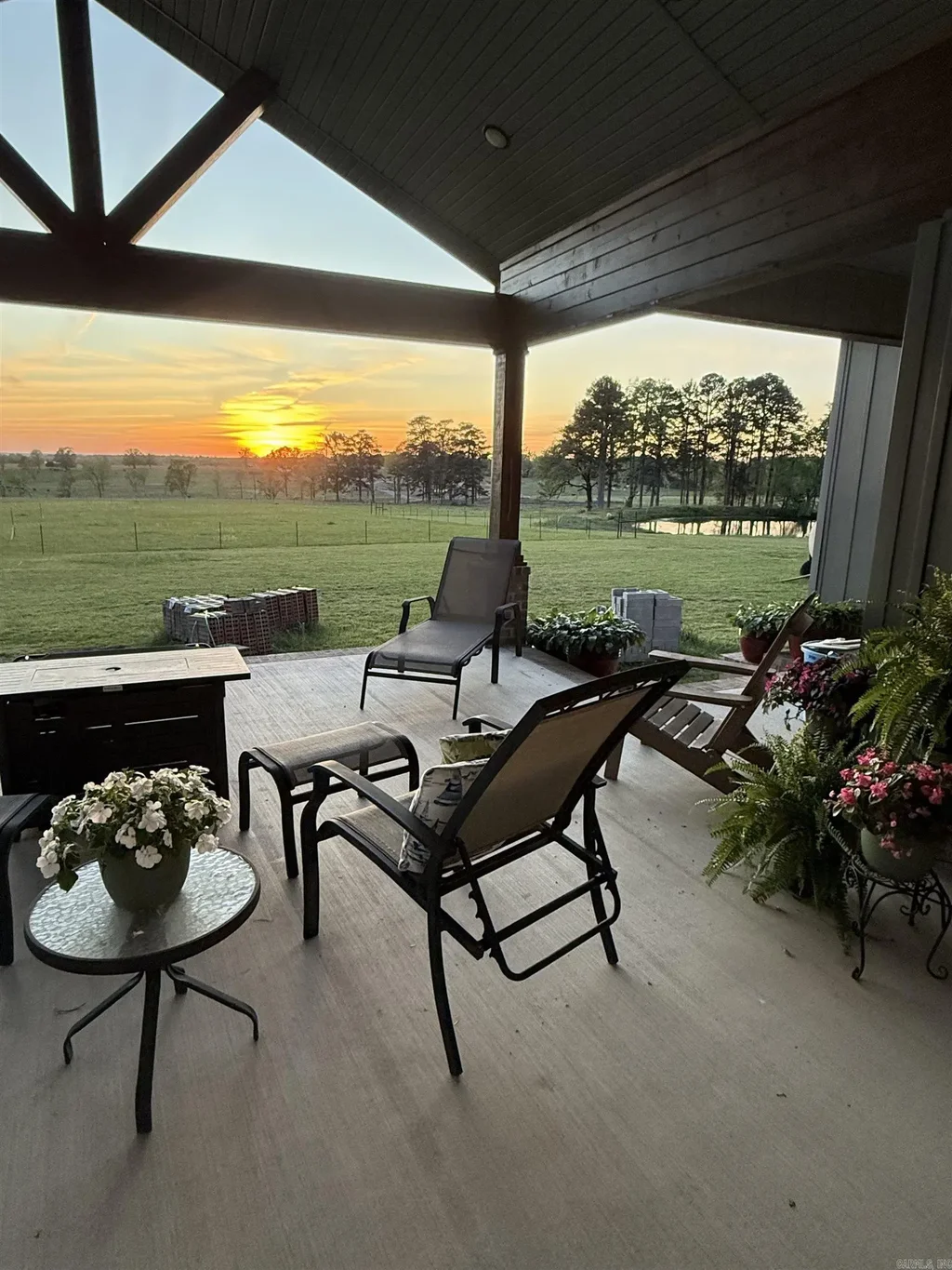 548 Cornerstone Road, Pleasant Plains