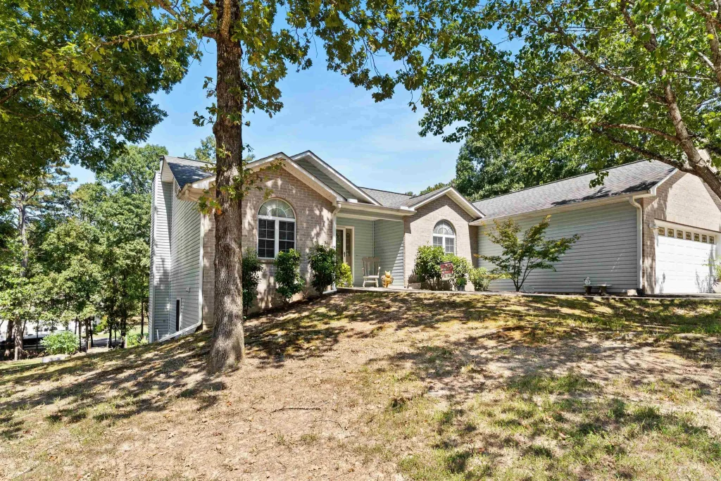 60 Red Fox Rd, Greers Ferry