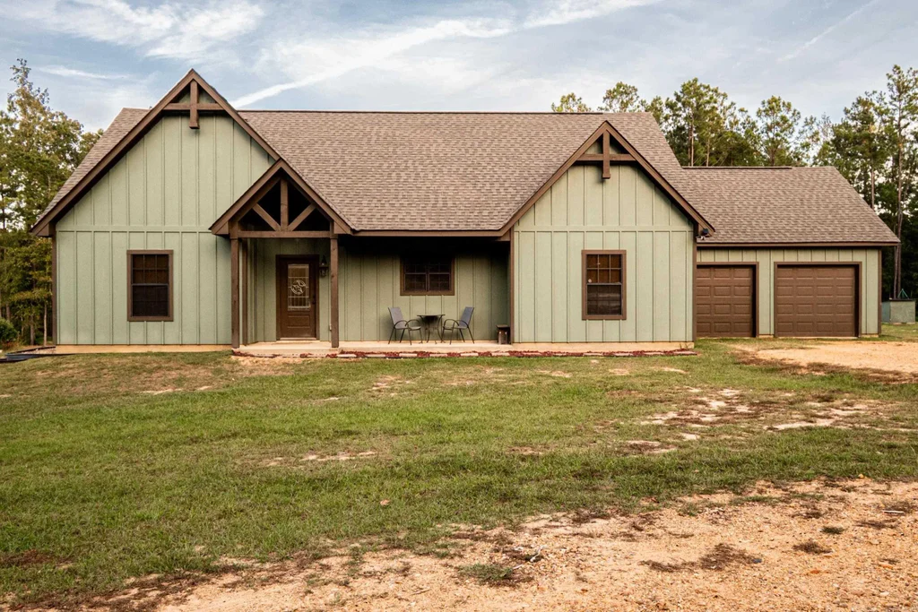 878 Ouachita Road 61, Louann