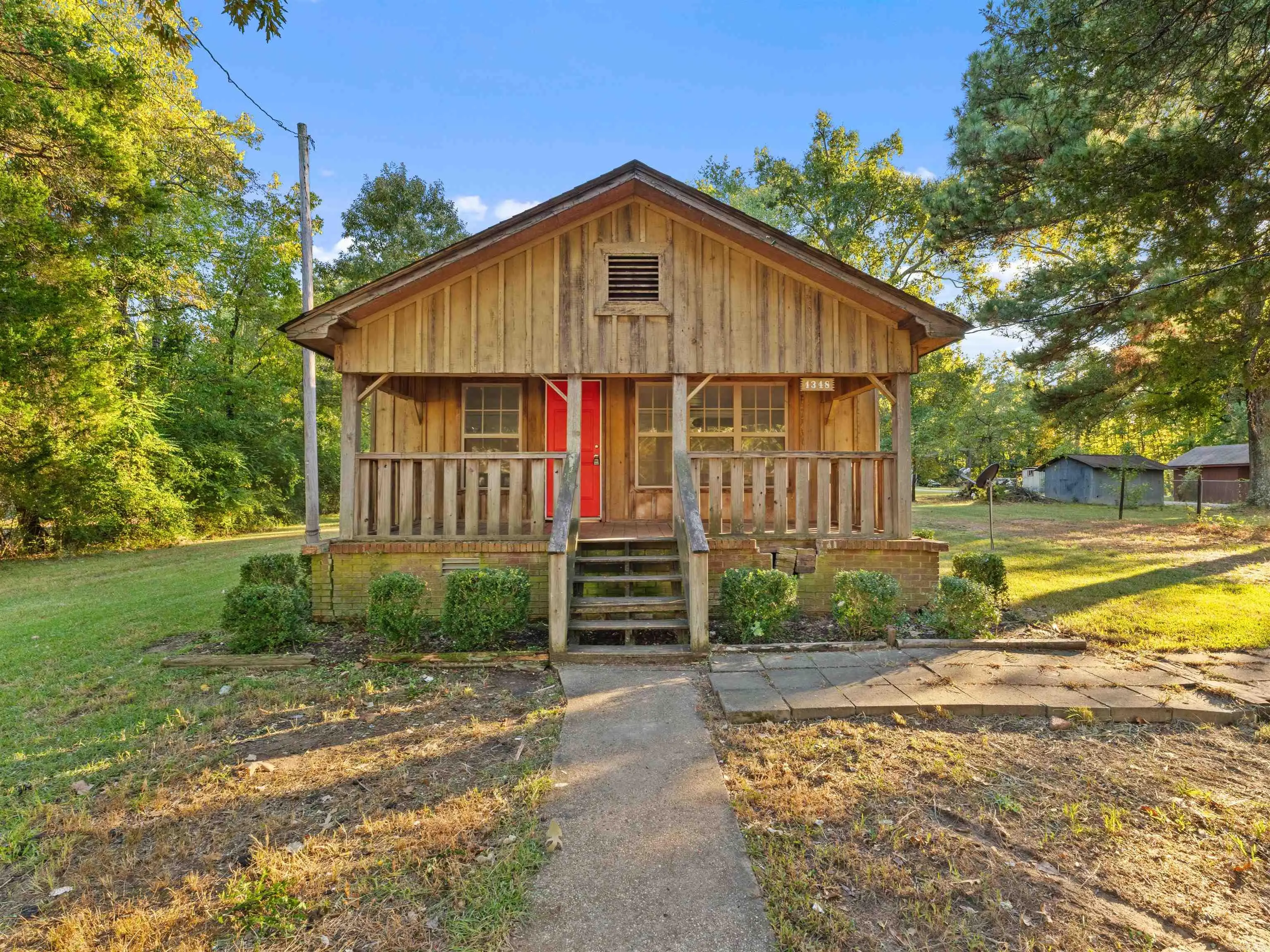 1348 E Jackson Avenue, Monticello