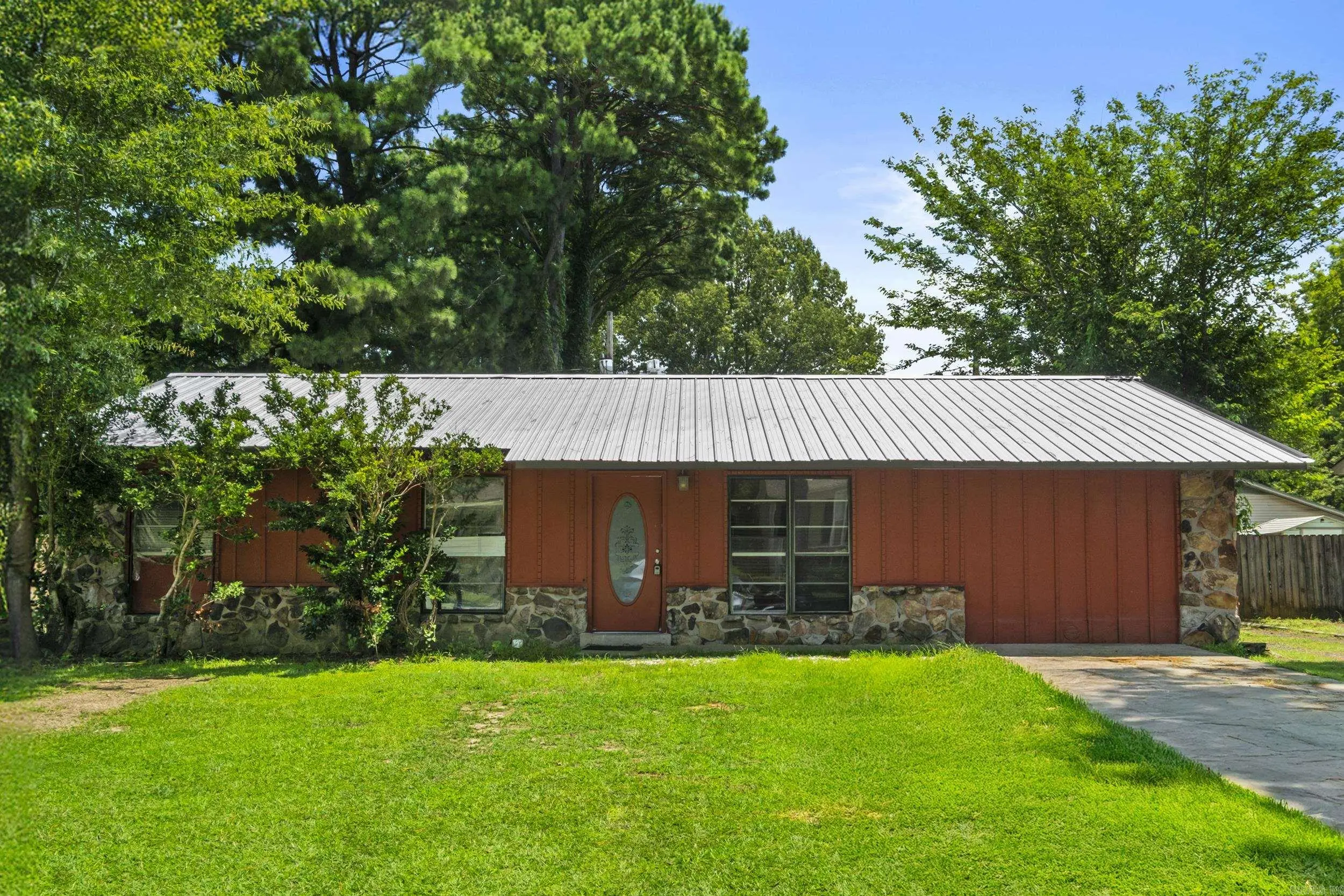 32 Ross Circle, Jacksonville