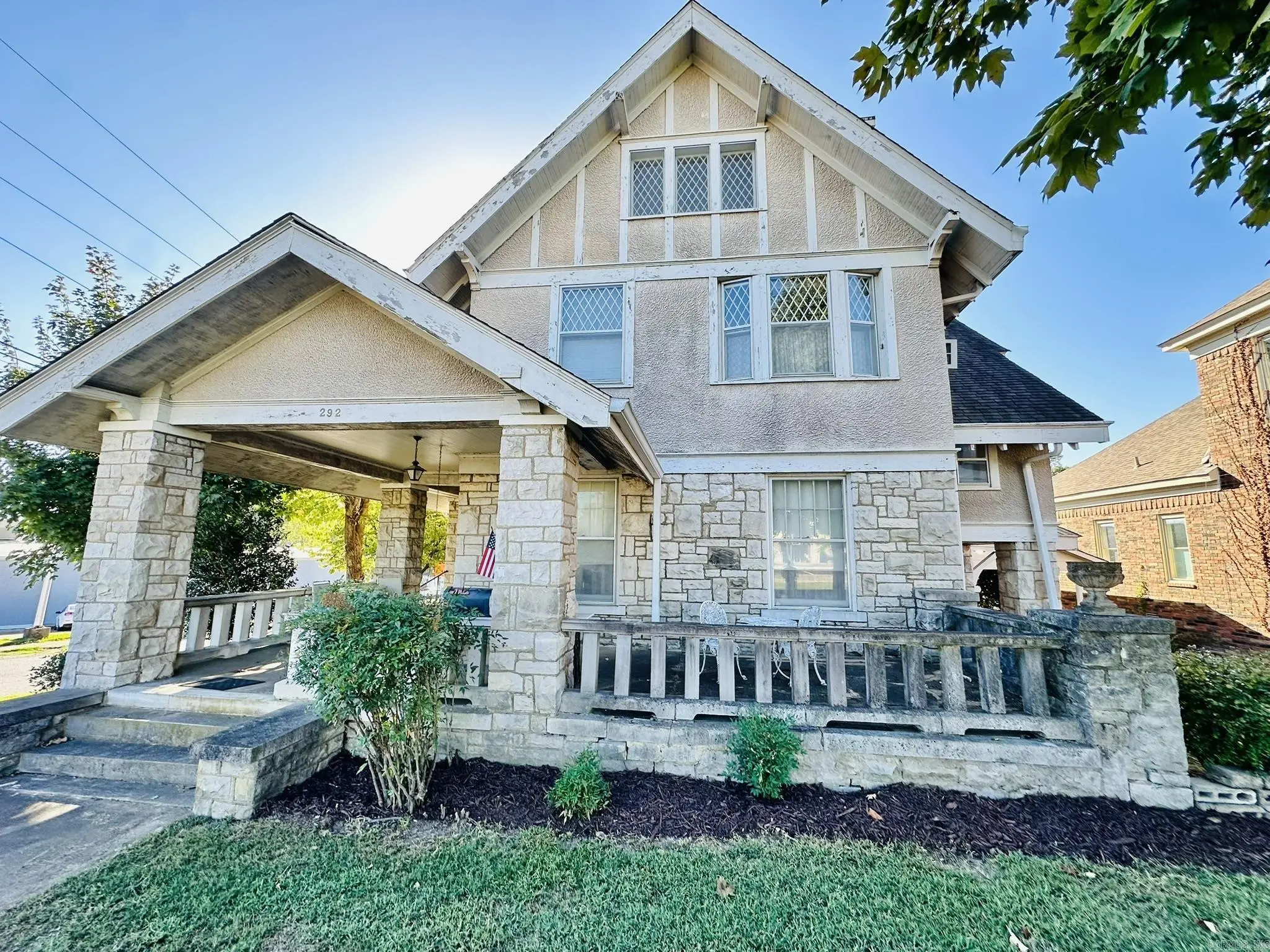 292 E Boswell St, Batesville