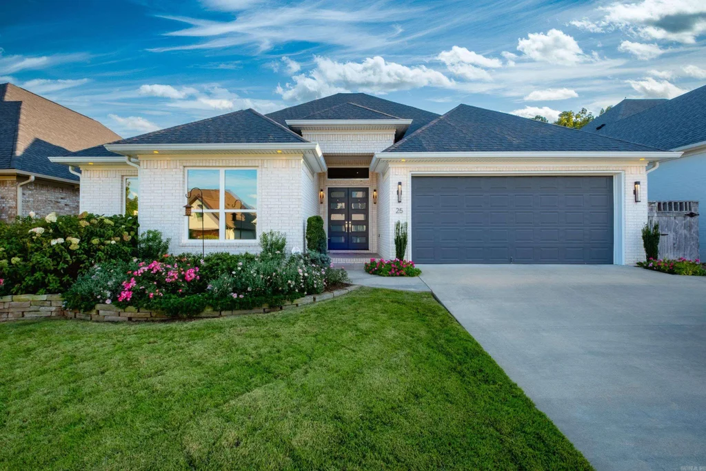 25 Belles Fleurs Circle, Little Rock