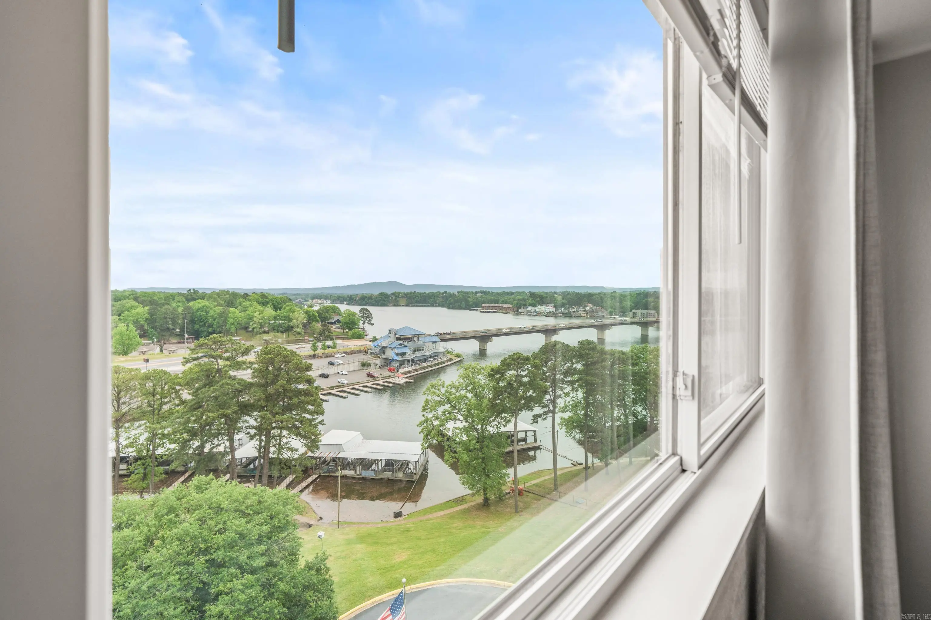 740 Weston, Hot Springs