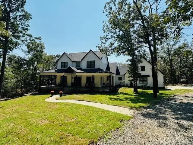 1050 Dowdy Loop, Russellville