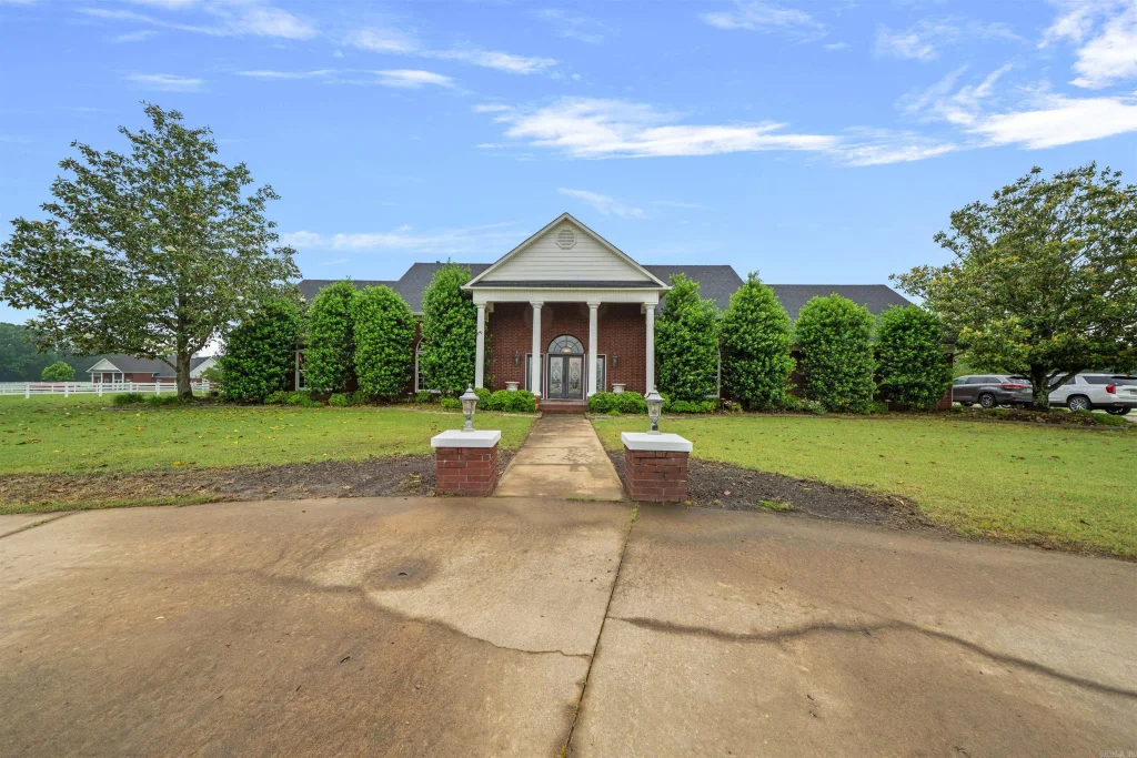 1795 W Hwy 64, El Paso