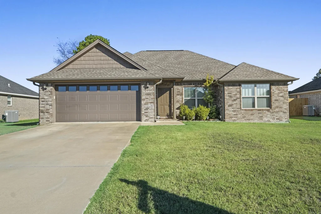 1301 Ridgefield Circle, Searcy
