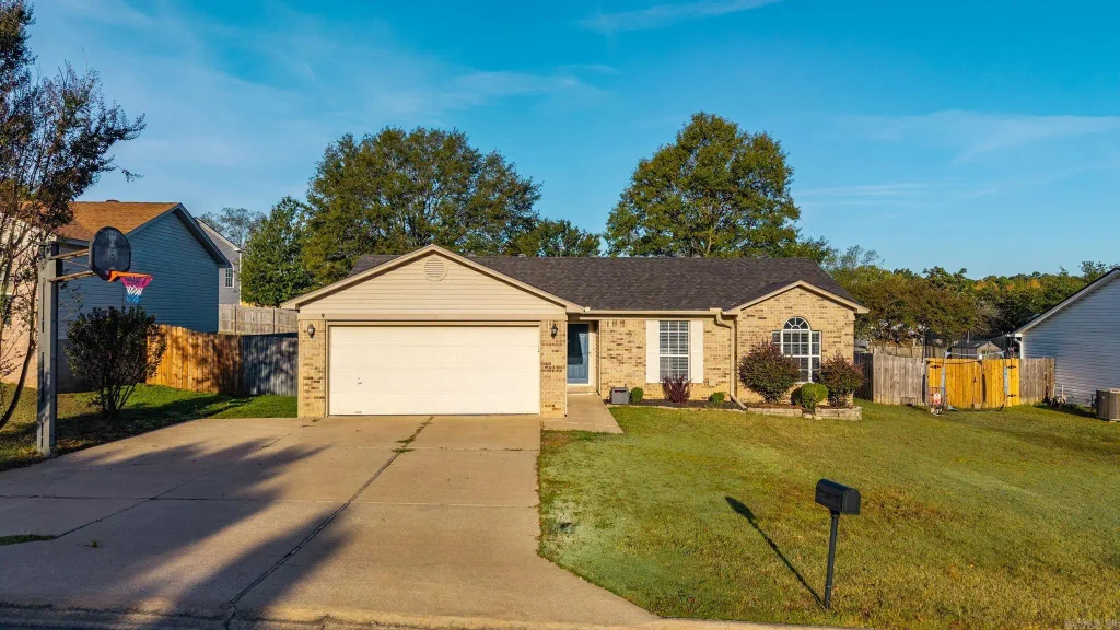 10 Meadow Ridge Loop, Maumelle