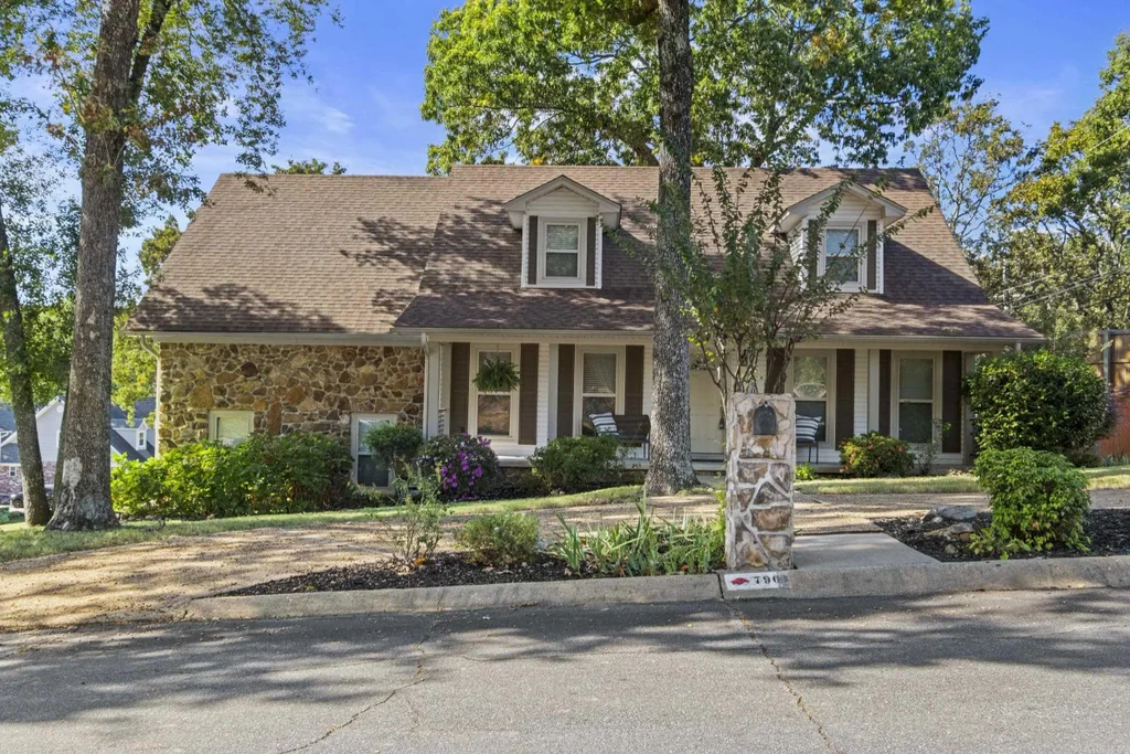 7901 Coleridge Dr, North Little Rock