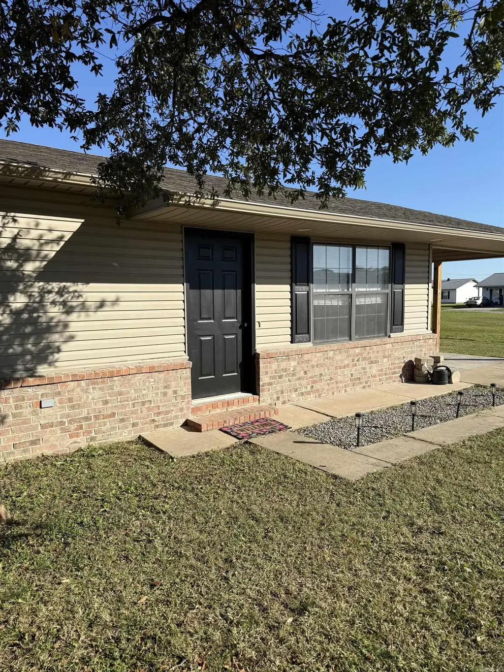 1100 E Margaret Street, Piggott