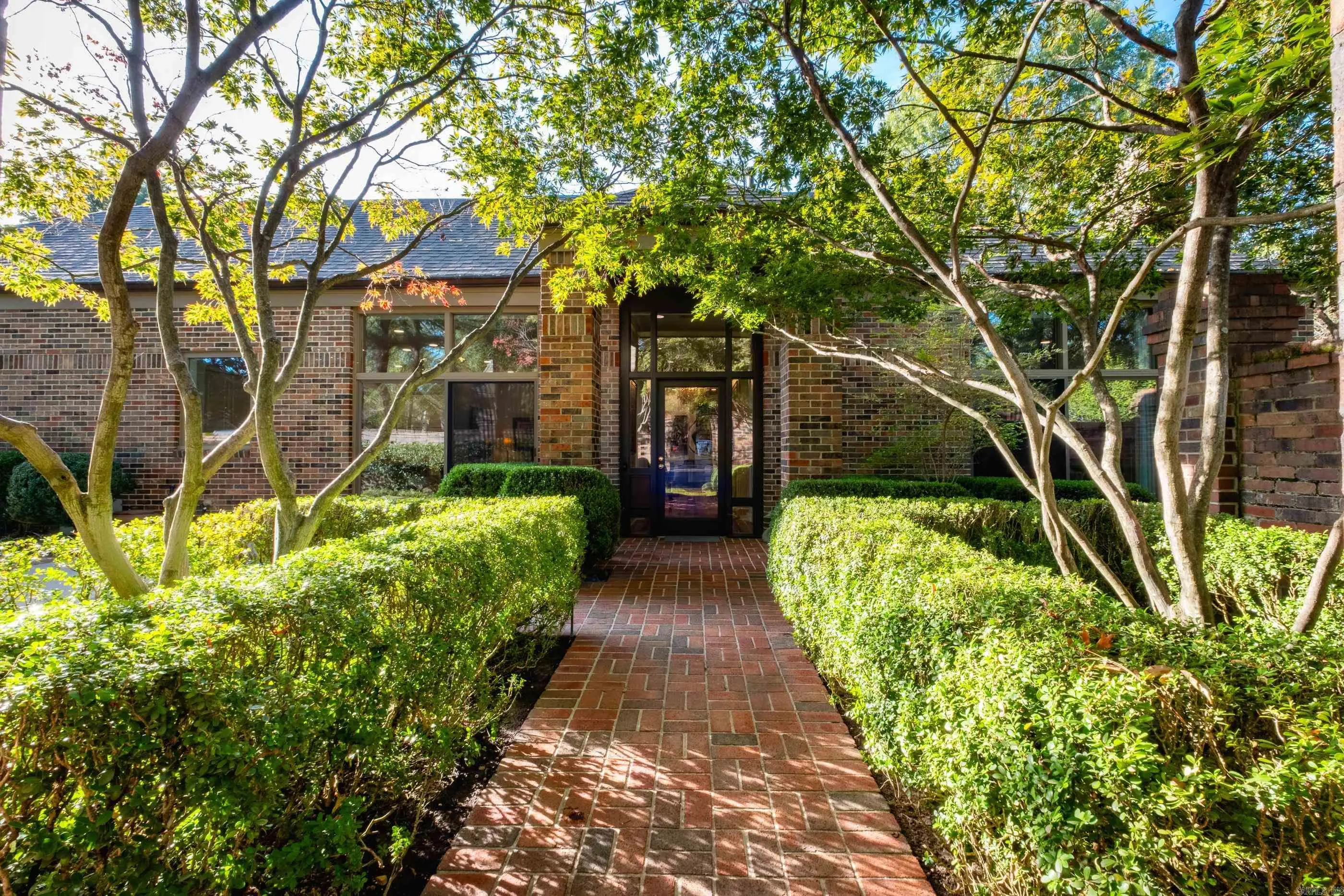 1 Riverbend Road, Little Rock