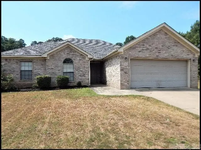 451 Wisteria, Bauxite