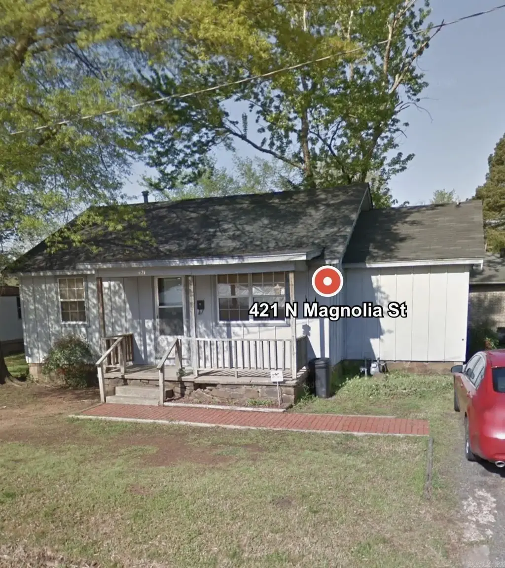 421 N Magnolia Street, Perryville
